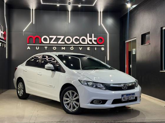 HONDA CIVIC 2.0 LXR 16V FLEX 4P AUTOMÁTICO HONDA CIVIC 2.0 LXR 16V FLEX 4P AUTOMÁTICO